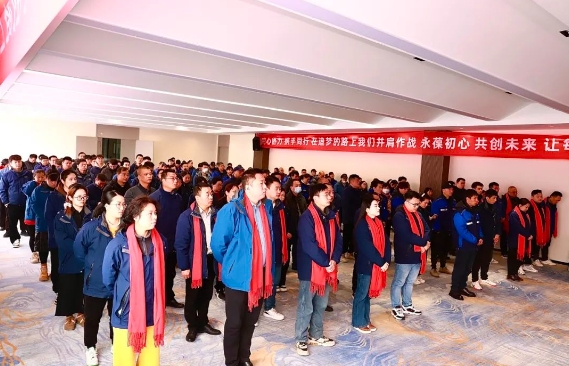 板川安全集成厨房开门红，红包贺新岁：以安全为核心，共绘厨房生活新篇章！